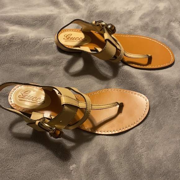 Women’s Gucci Sandals - Picture 3 of 7
